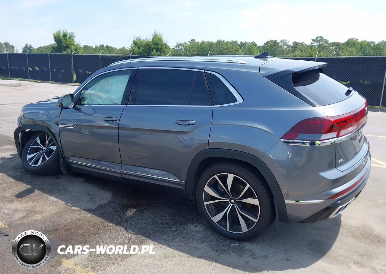 2024 Volkswagen Atlas Cross Sport 2.0T Sel Premium R-Line VIN:1V2FE2CA1RC255598 - 3