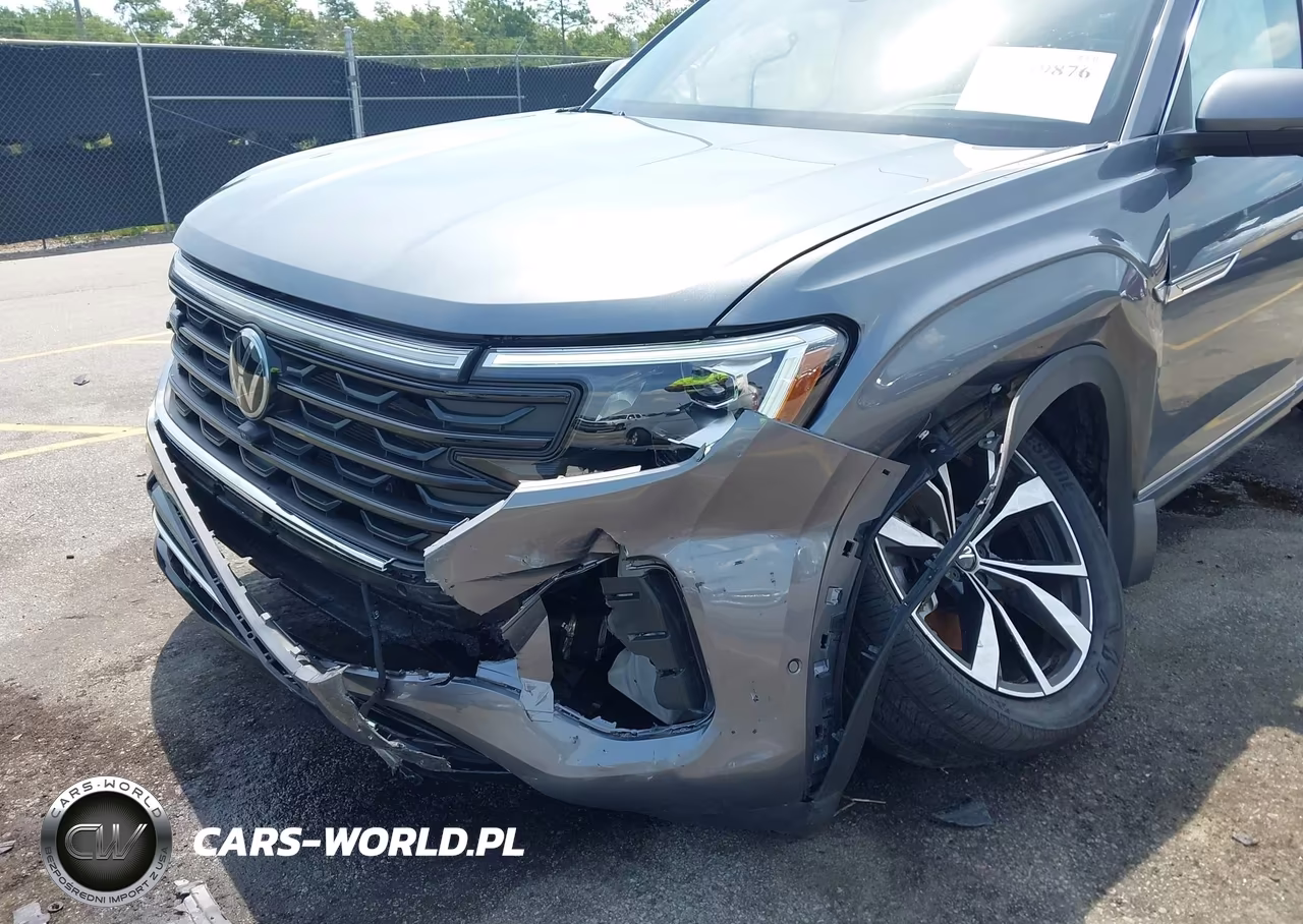 2024 Volkswagen Atlas Cross Sport 2.0T Sel Premium R-Line VIN:1V2FE2CA1RC255598 - 6