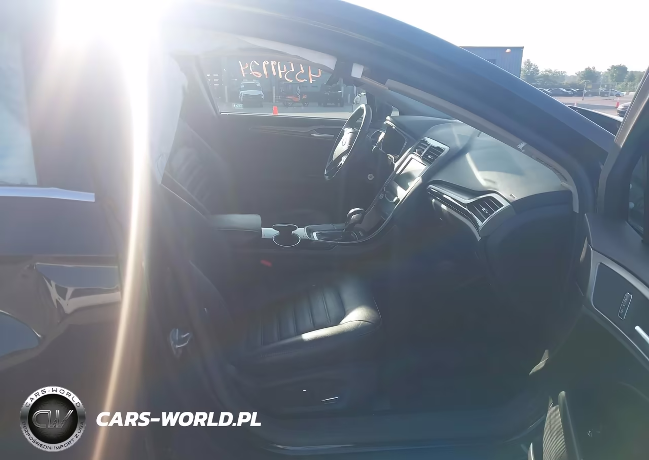 2015 Ford Fusion Se VIN:1FA6P0HD1F5103670 - 5