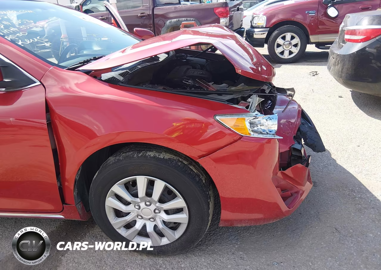 2014 Toyota Camry Le VIN:4T4BF1FKXER353580 - 6
