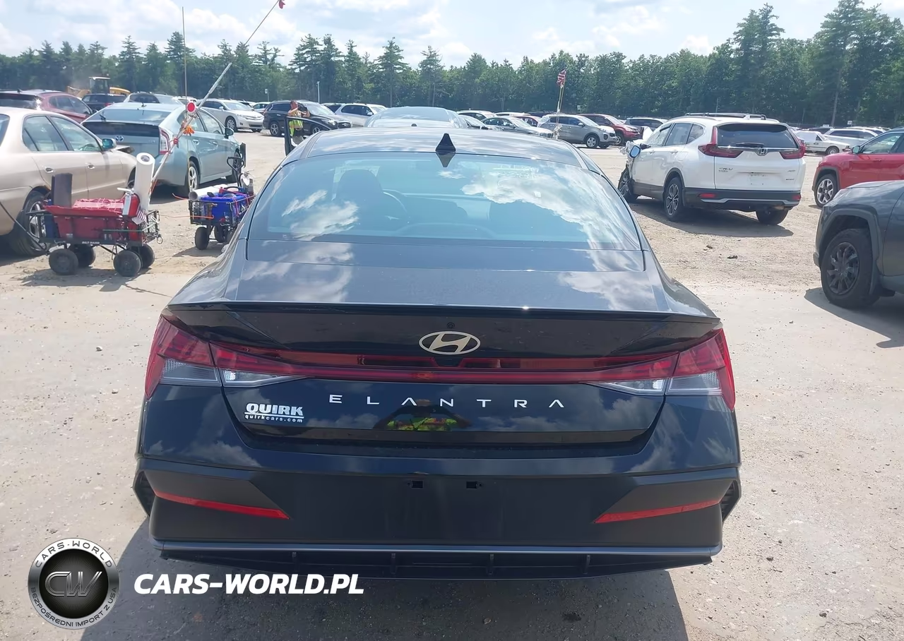 2026 Hyundai Elantra Sel Sport Premium VIN:KMHLS4DG0TU219832 - 17