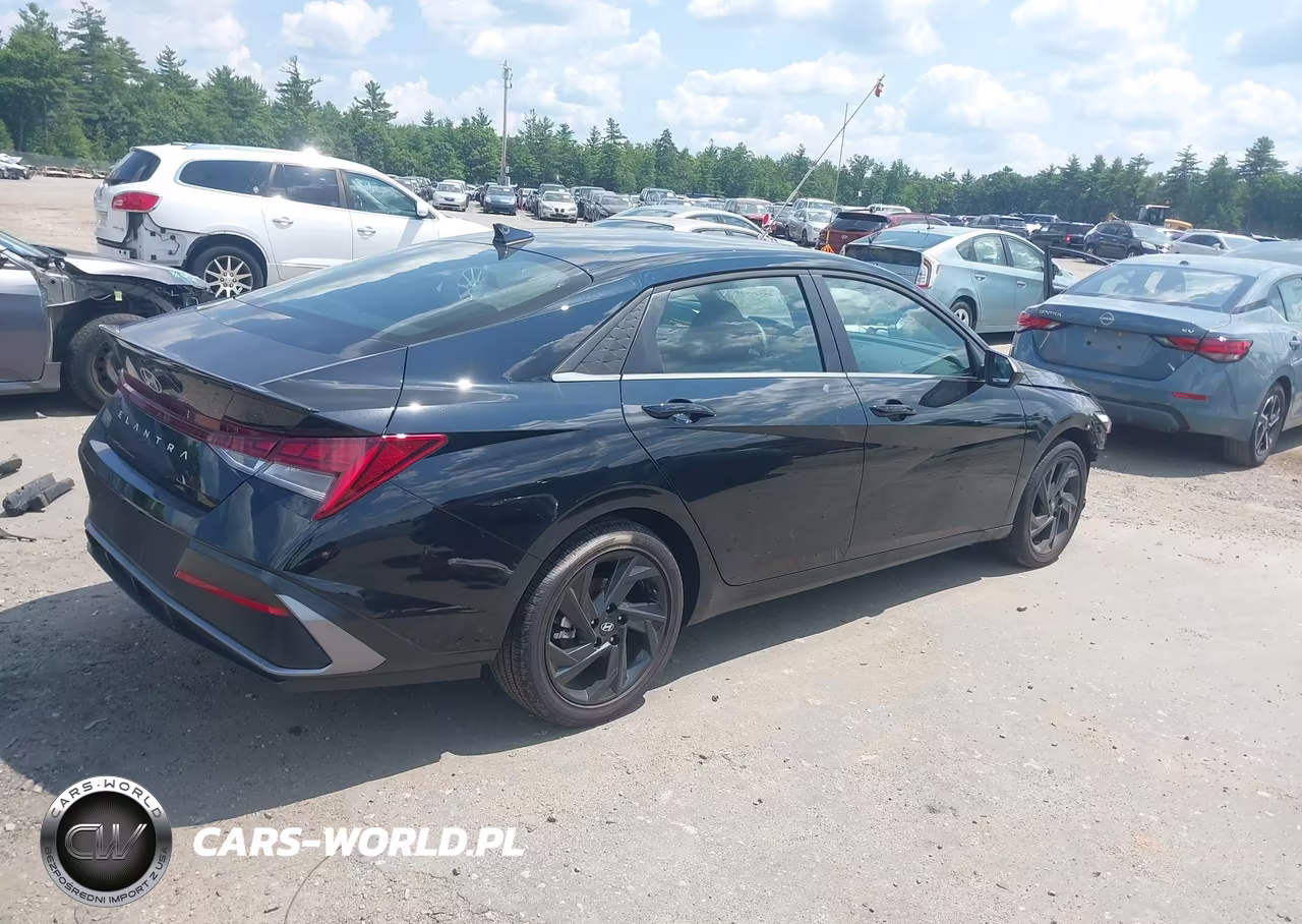 2026 Hyundai Elantra Sel Sport Premium VIN:KMHLS4DG0TU219832 - 4
