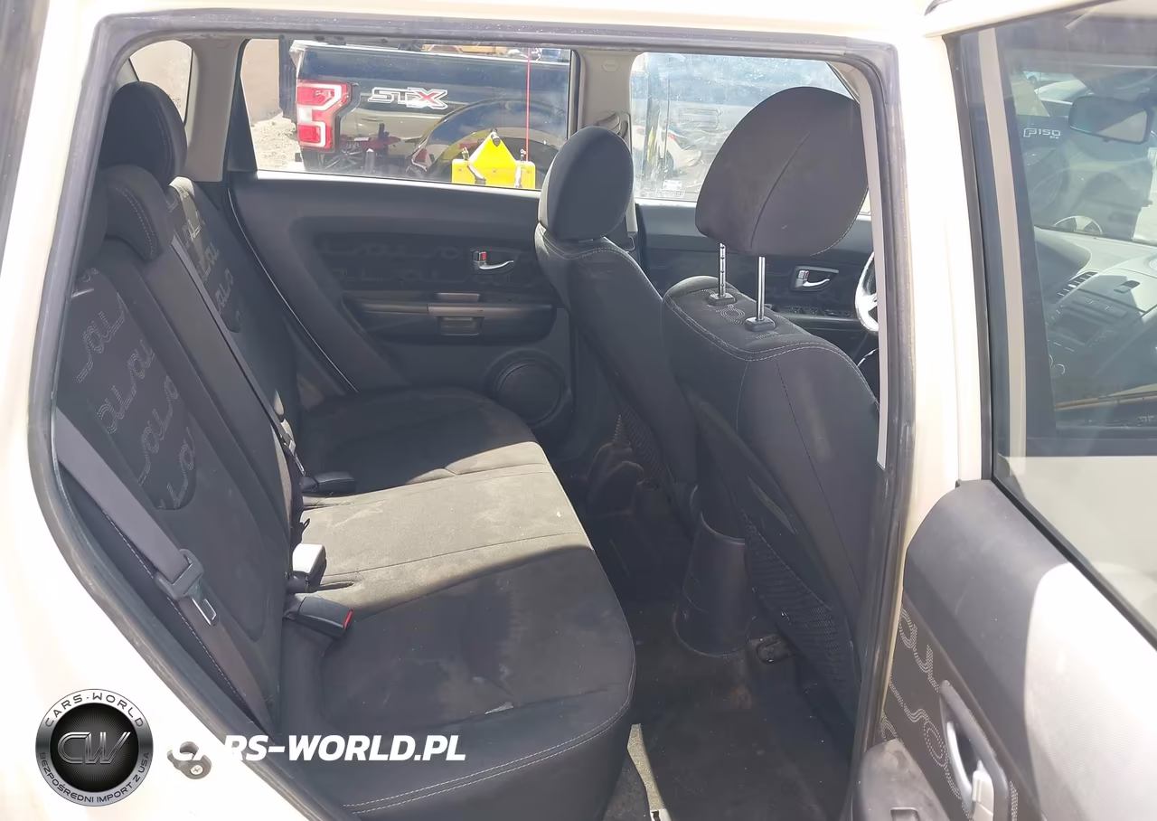 2013 Kia Soul + VIN:KNDJT2A64D7533489 - 8