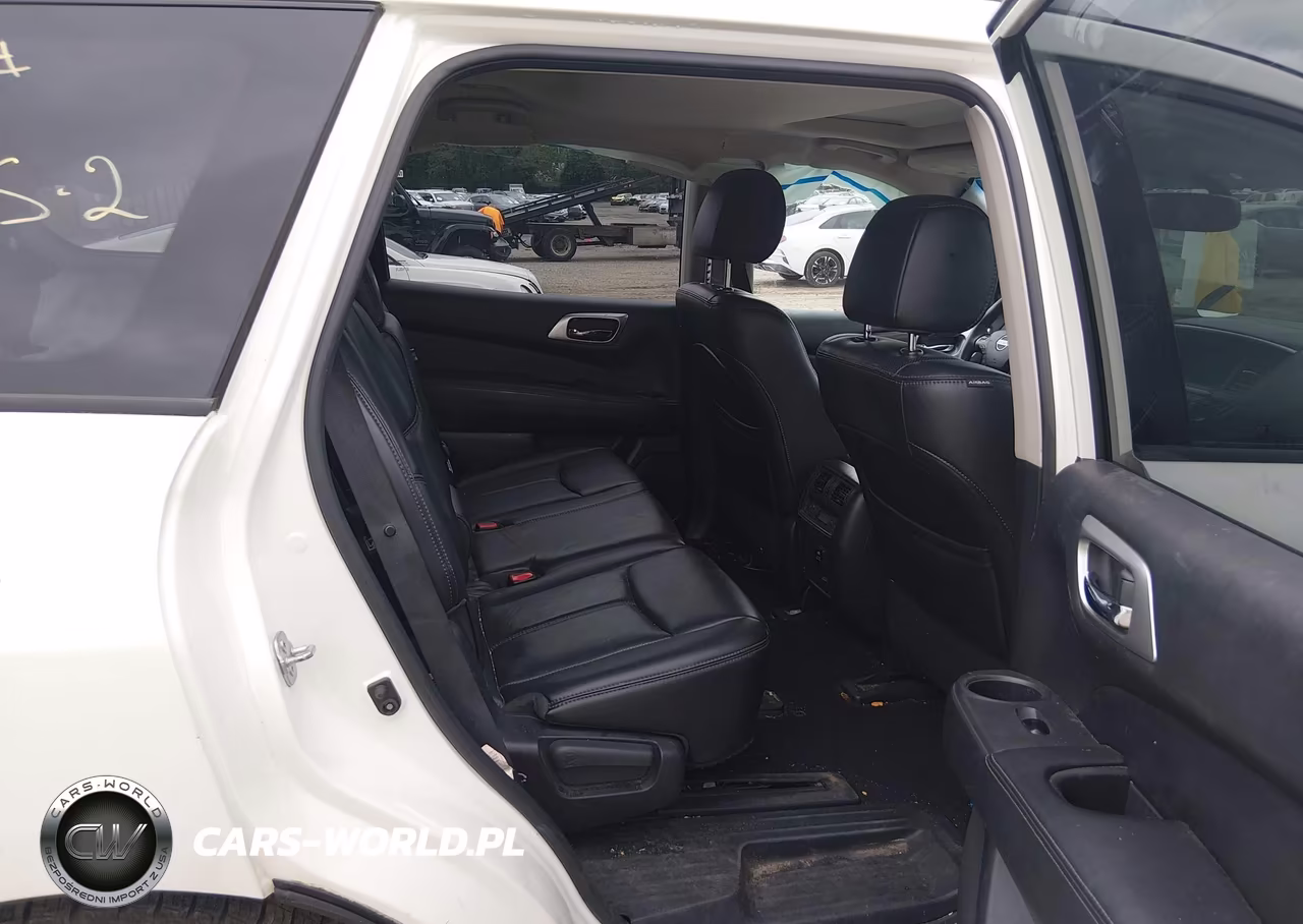 2017 Nissan Pathfinder Platinum VIN:5N1DR2MM6HC640722 - 8