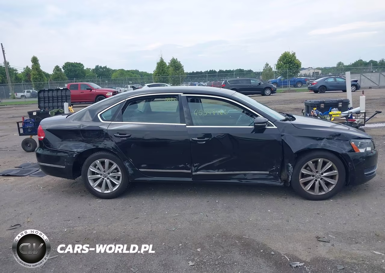 2012 Volkswagen Passat 2.5L Sel VIN:1VWCH7A3XCC026399 - 13