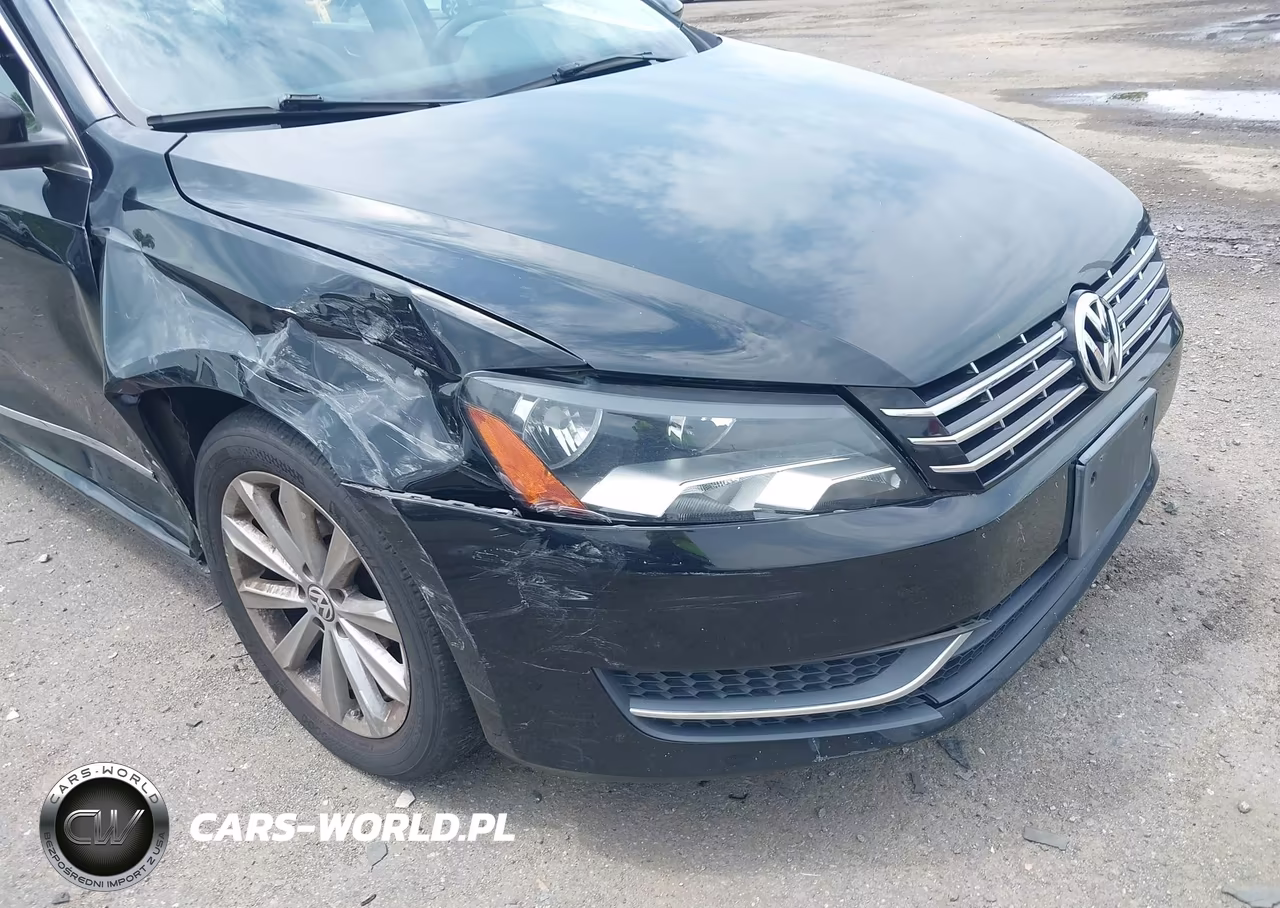 2012 Volkswagen Passat 2.5L Sel VIN:1VWCH7A3XCC026399 - 6