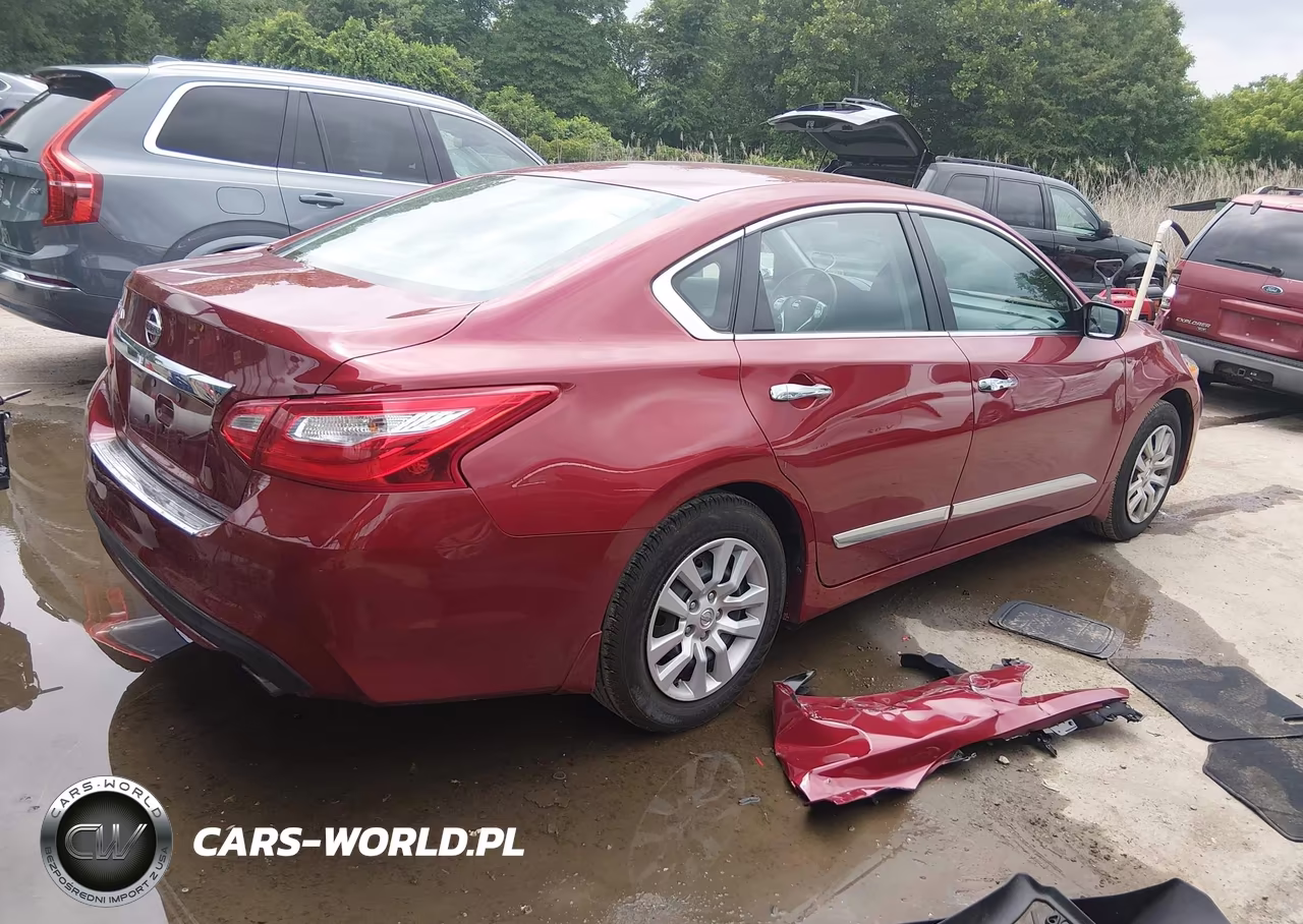 2017 Nissan Altima 2.5 S VIN:1N4AL3AP7HC247864 - 4
