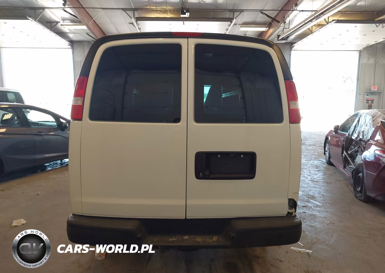 2019 Chevrolet Express 2500 Work Van VIN:1GCWGAFP9K1331057 - 16