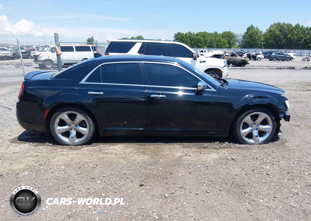 2017 Chrysler 300C VIN:2C3CCAEG0HH551945 - 14