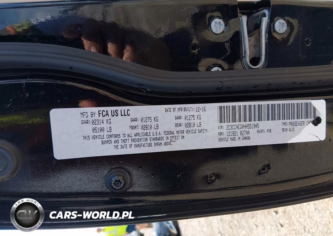 2017 Chrysler 300C VIN:2C3CCAEG0HH551945 - 9
