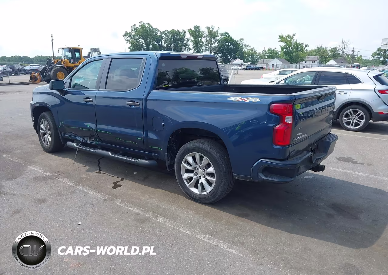 2019 Chevrolet Silverado 1500 Custom VIN:1GCPYBEH3KZ422005 - 3