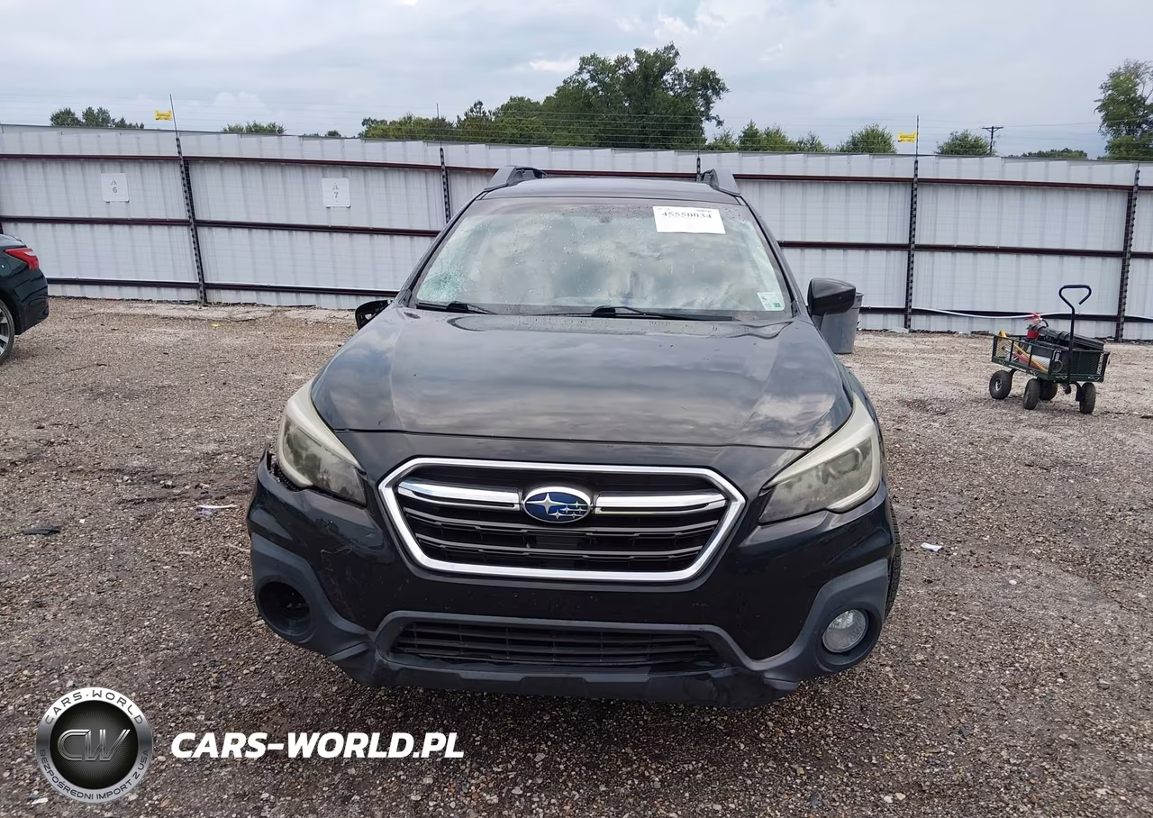 2018 Subaru Outback 2.5I Premium VIN:4S4BSACCXJ3354926 - 12