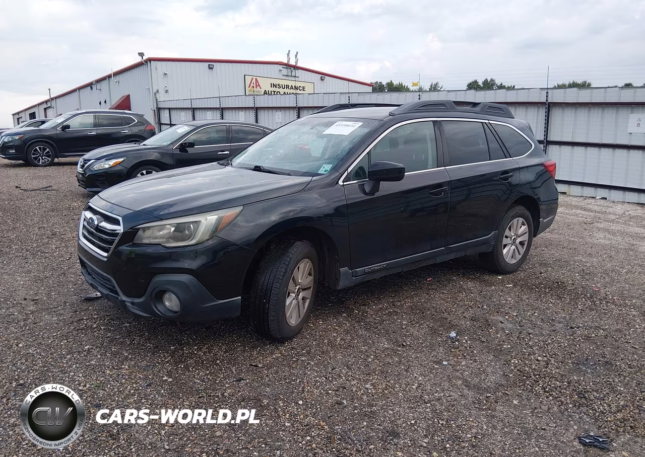 2018 Subaru Outback 2.5I Premium VIN:4S4BSACCXJ3354926 - 2