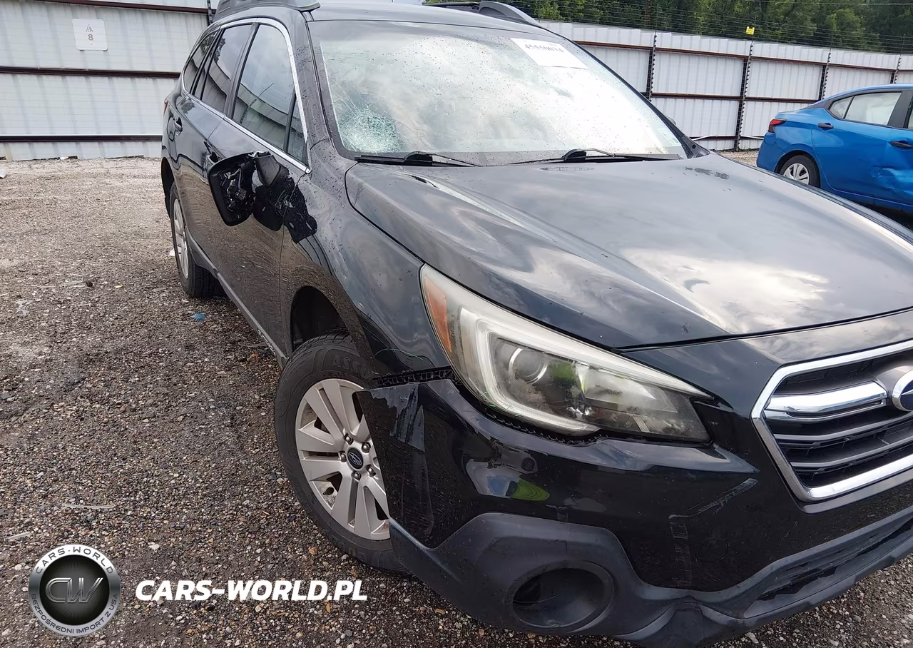 2018 Subaru Outback 2.5I Premium VIN:4S4BSACCXJ3354926 - 6