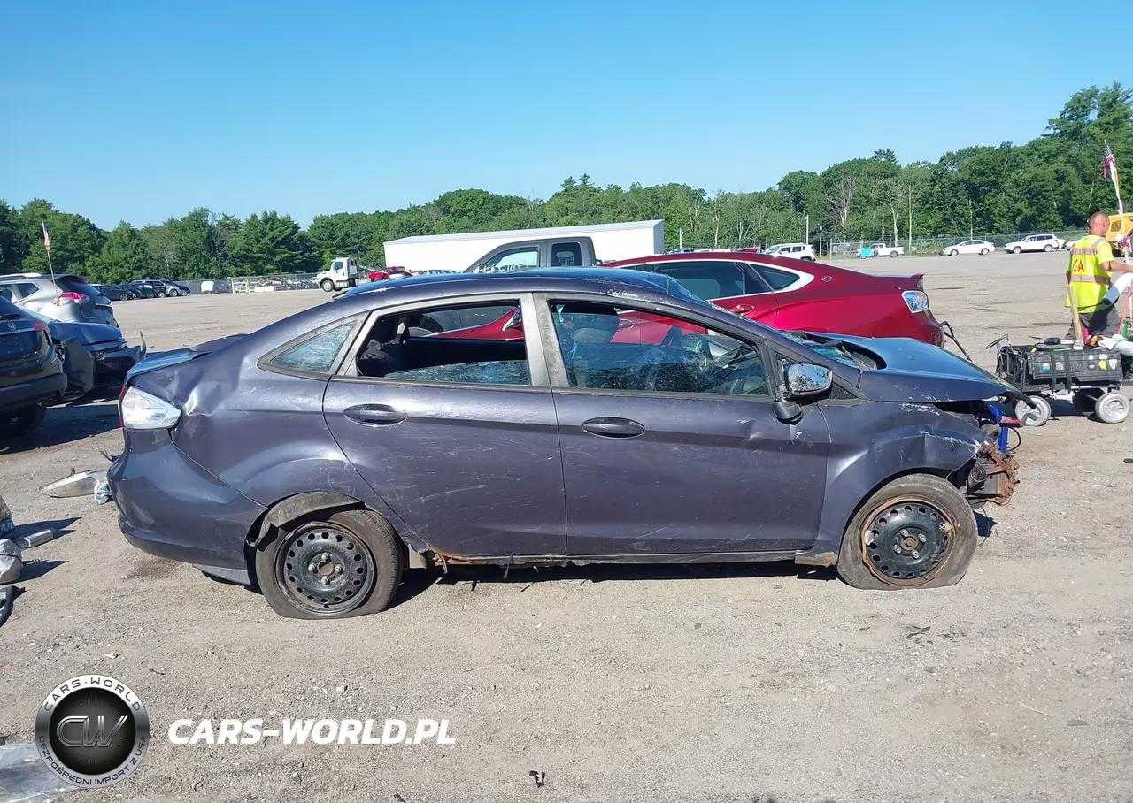 2013 Ford Fiesta Se VIN:3FADP4BJ3DM131605 - 14