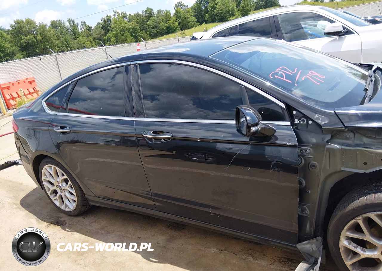 2013 Ford Fusion Titanium VIN:3FA6P0K92DR240552 - 14
