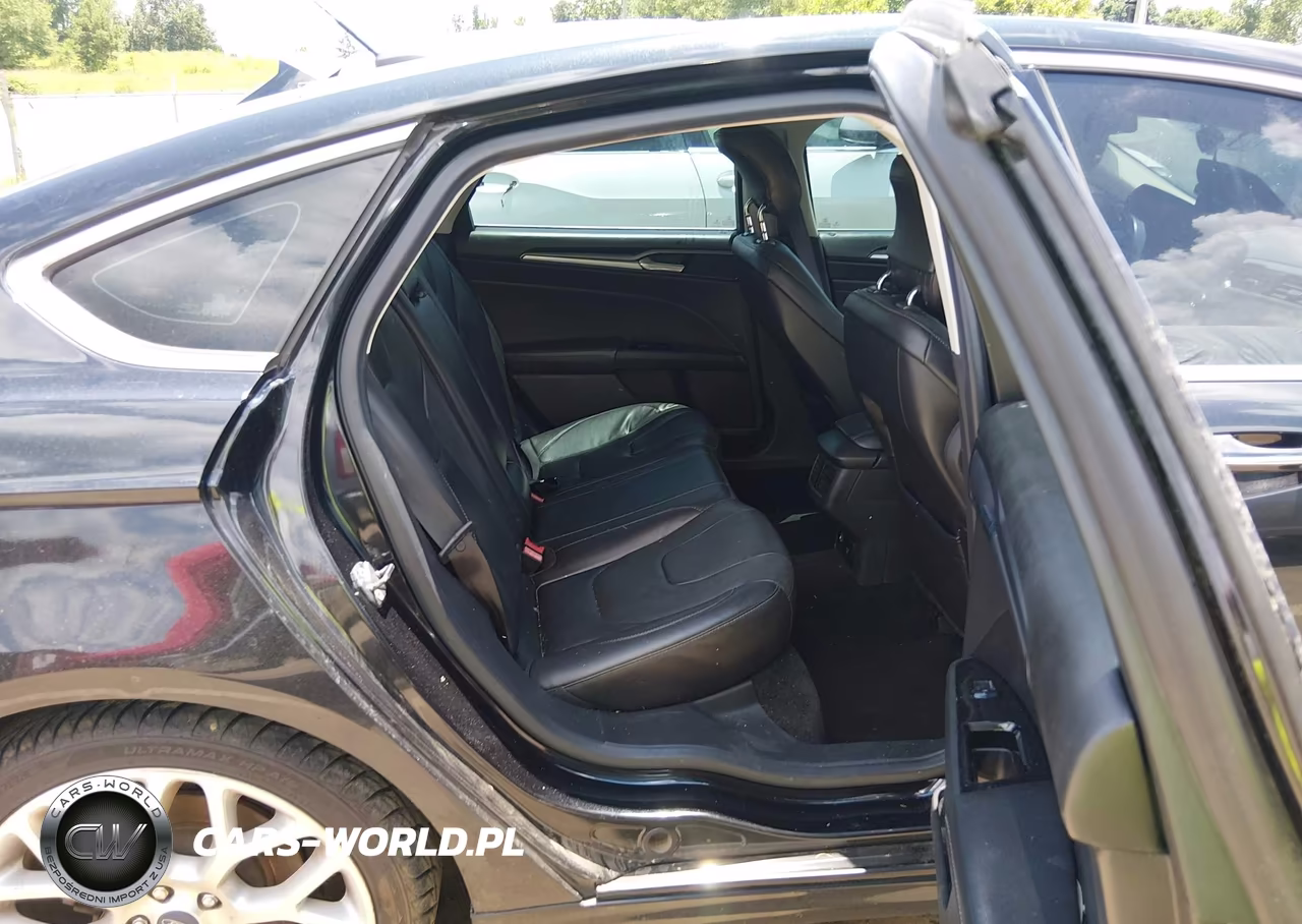 2013 Ford Fusion Titanium VIN:3FA6P0K92DR240552 - 8