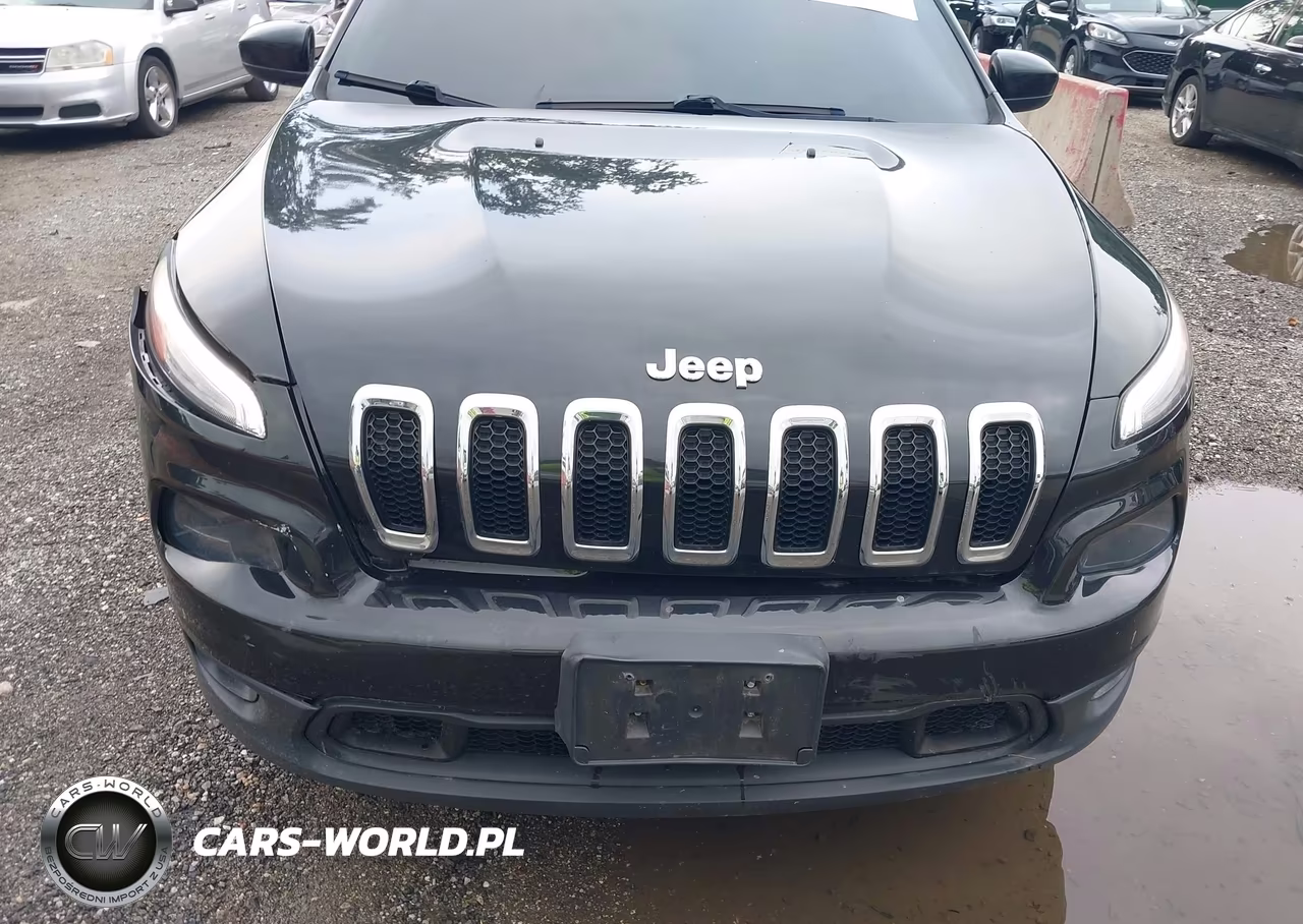 2015 Jeep Cherokee Latitude VIN:1C4PJLCBXFW730515 - 14