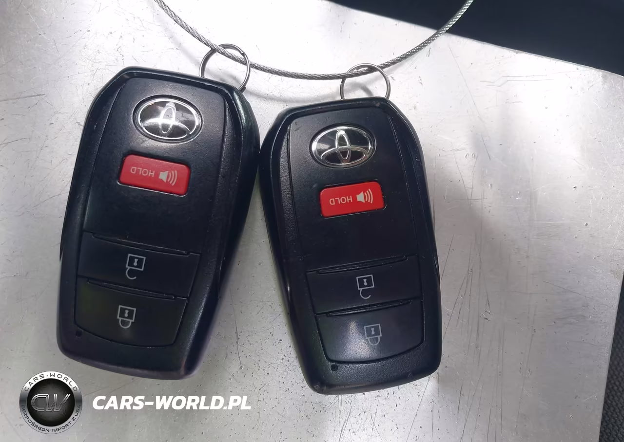 2022 Toyota Corolla Cross Le VIN:7MUCAAAG9NV018034 - 11