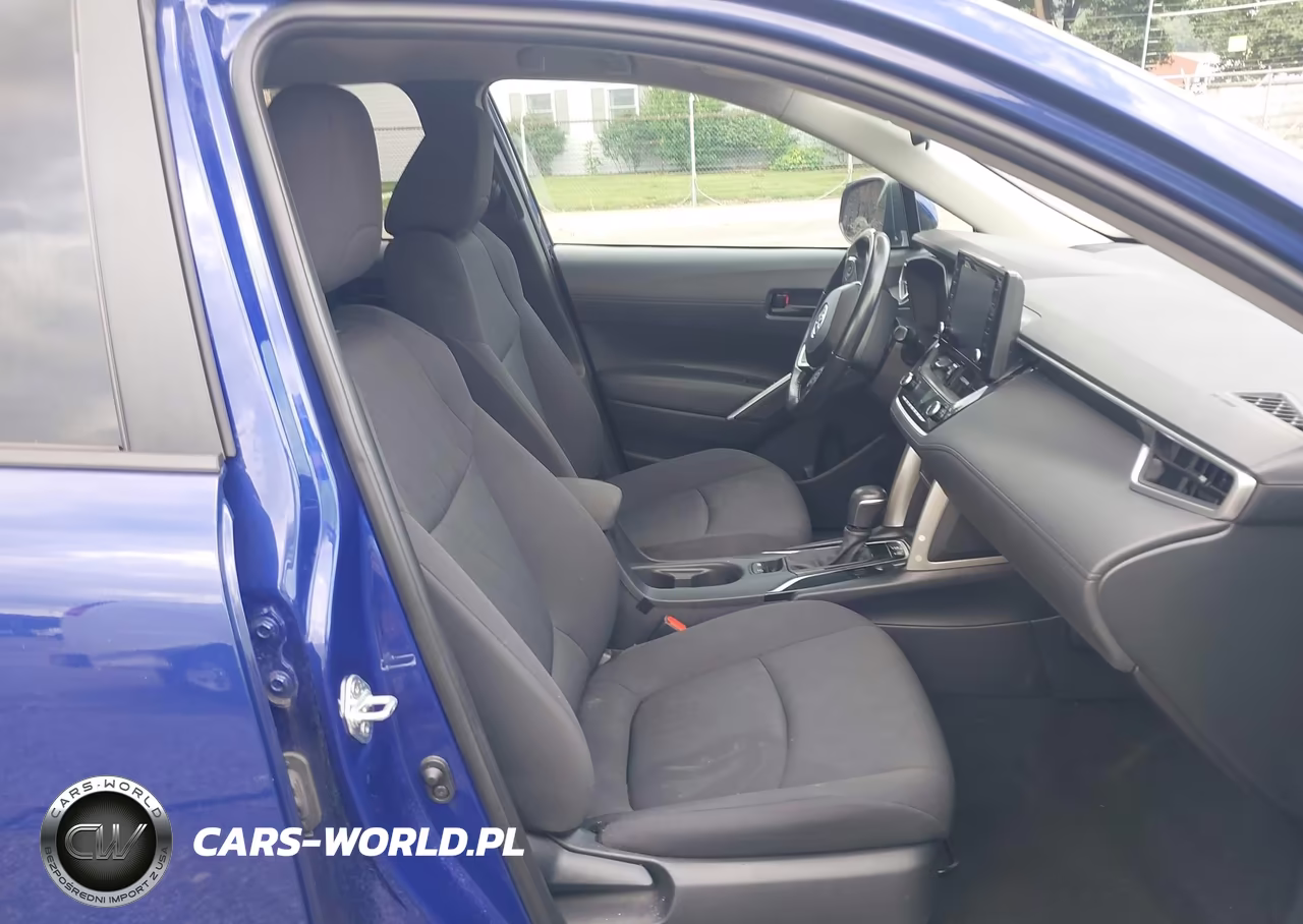 2022 Toyota Corolla Cross Le VIN:7MUCAAAG9NV018034 - 5
