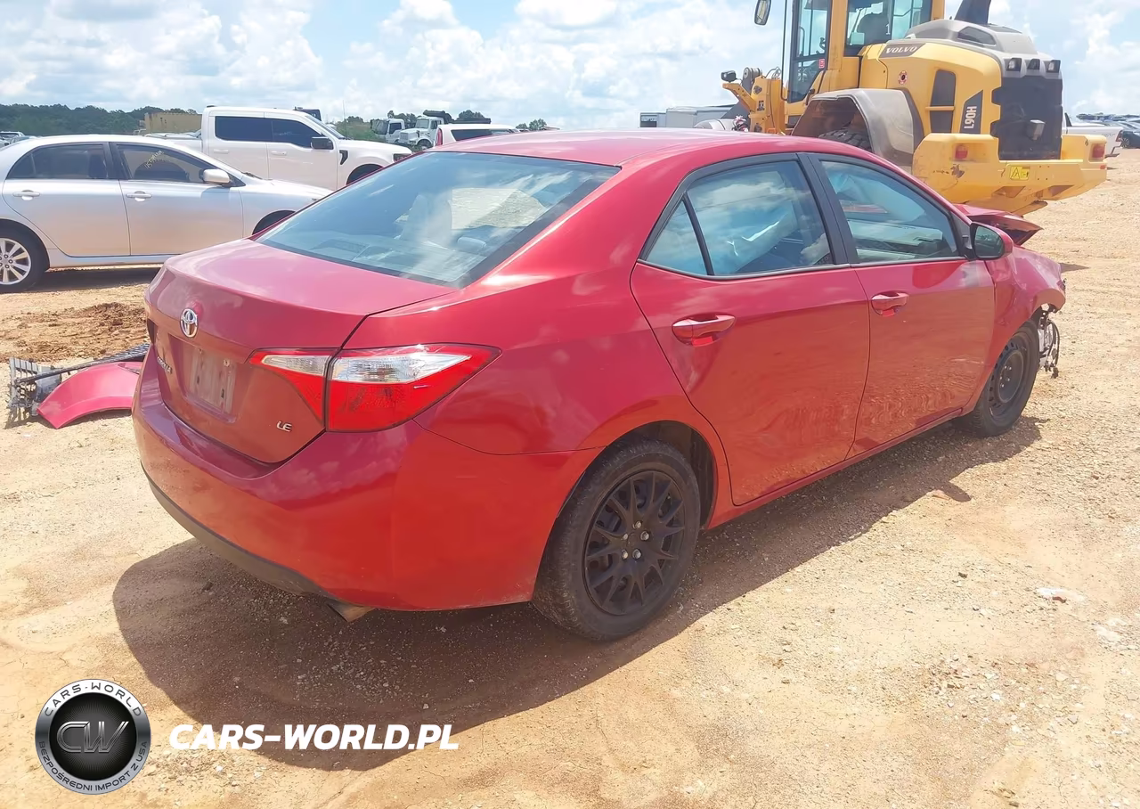 2016 Toyota Corolla Le VIN:5YFBURHE4GP444077 - 4
