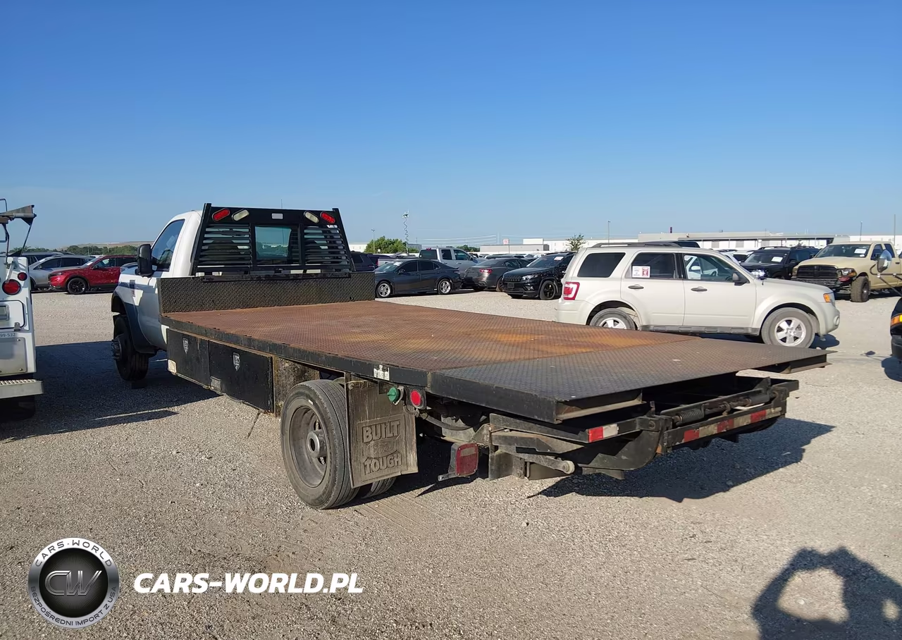 2008 Ford Super Duty F-550 Drw Xl-Xlt VIN:1FDAF56R88EE59289 - 3