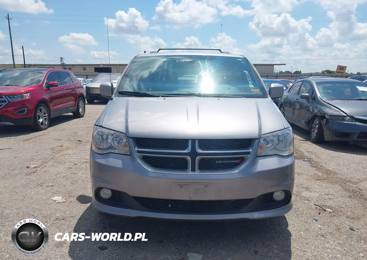 2018 Dodge Grand Caravan Sxt VIN:2C4RDGCG1JR283643 - 12