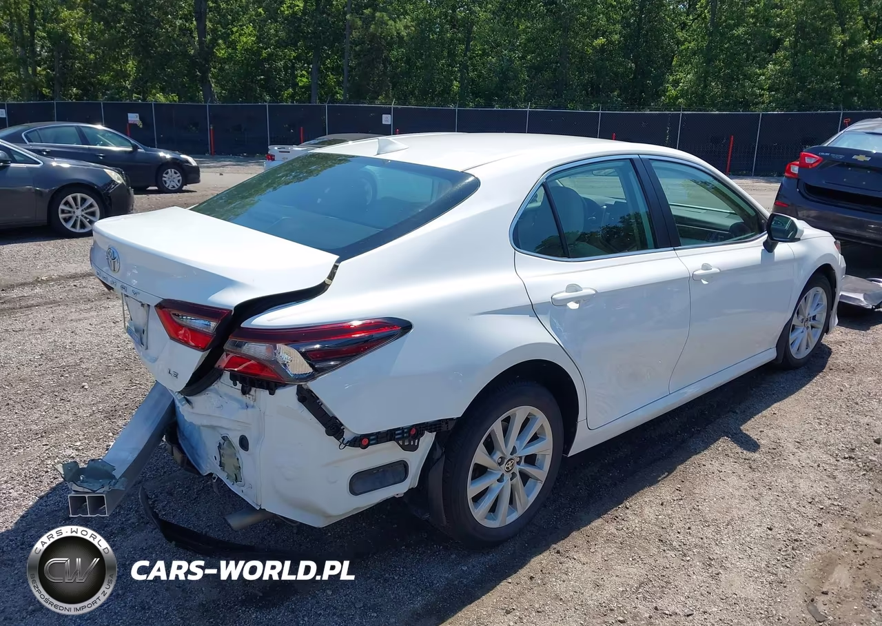 2022 Toyota Camry Le VIN:4T1C11AKXNU673907 - 4
