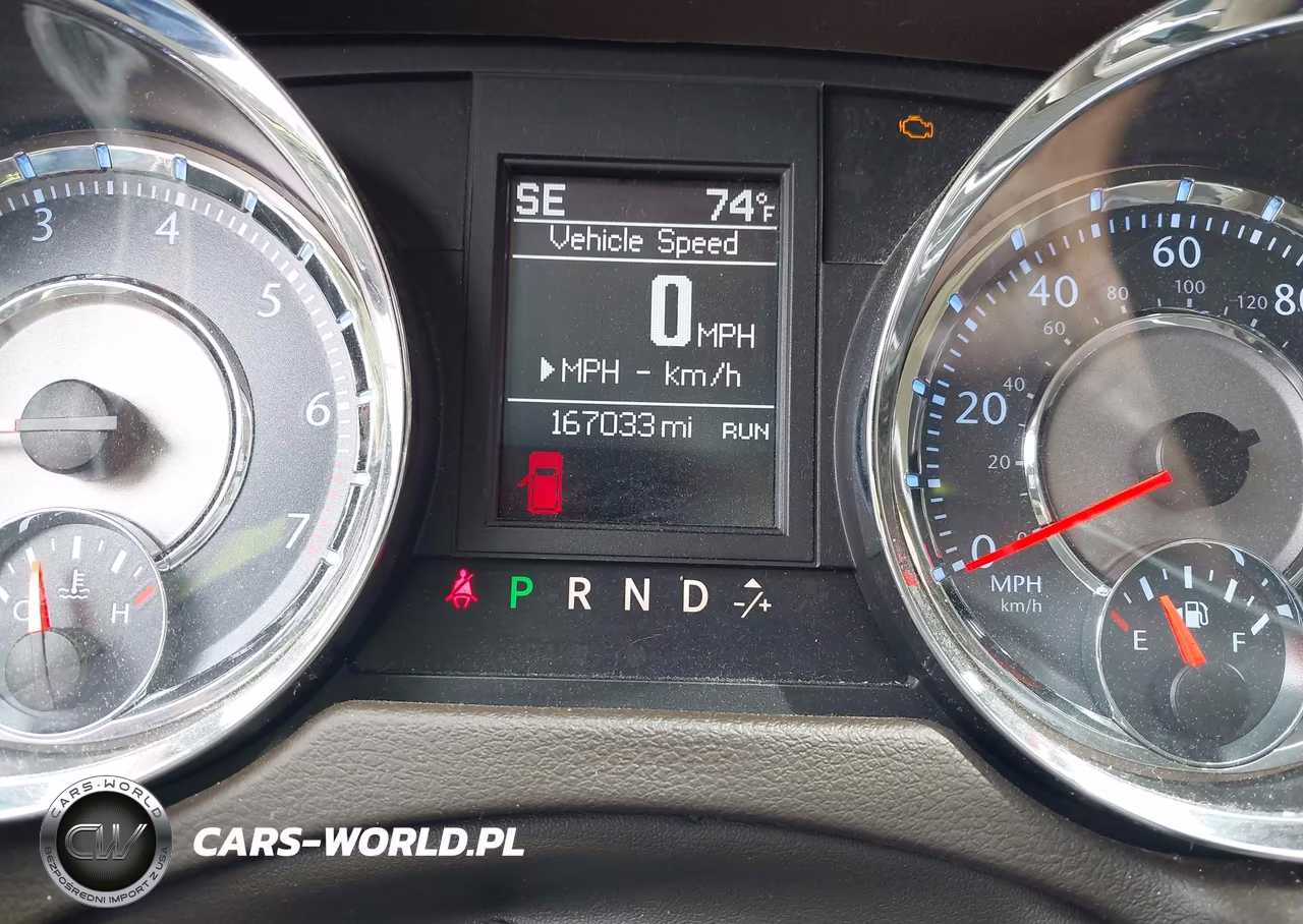 2015 Chrysler Town & Country Touring VIN:2C4RC1BG6FR571795 - 7