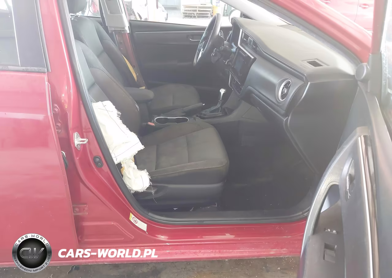 2019 Toyota Corolla Le VIN:2T1BURHE1KC156042 - 5