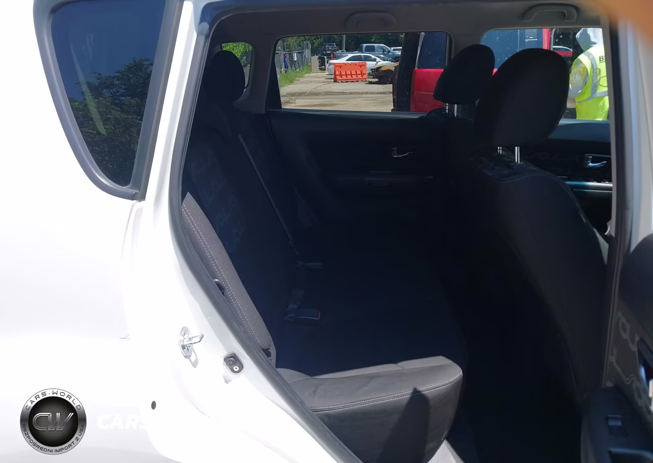 2013 Kia Soul + VIN:KNDJT2A61D7484803 - 8