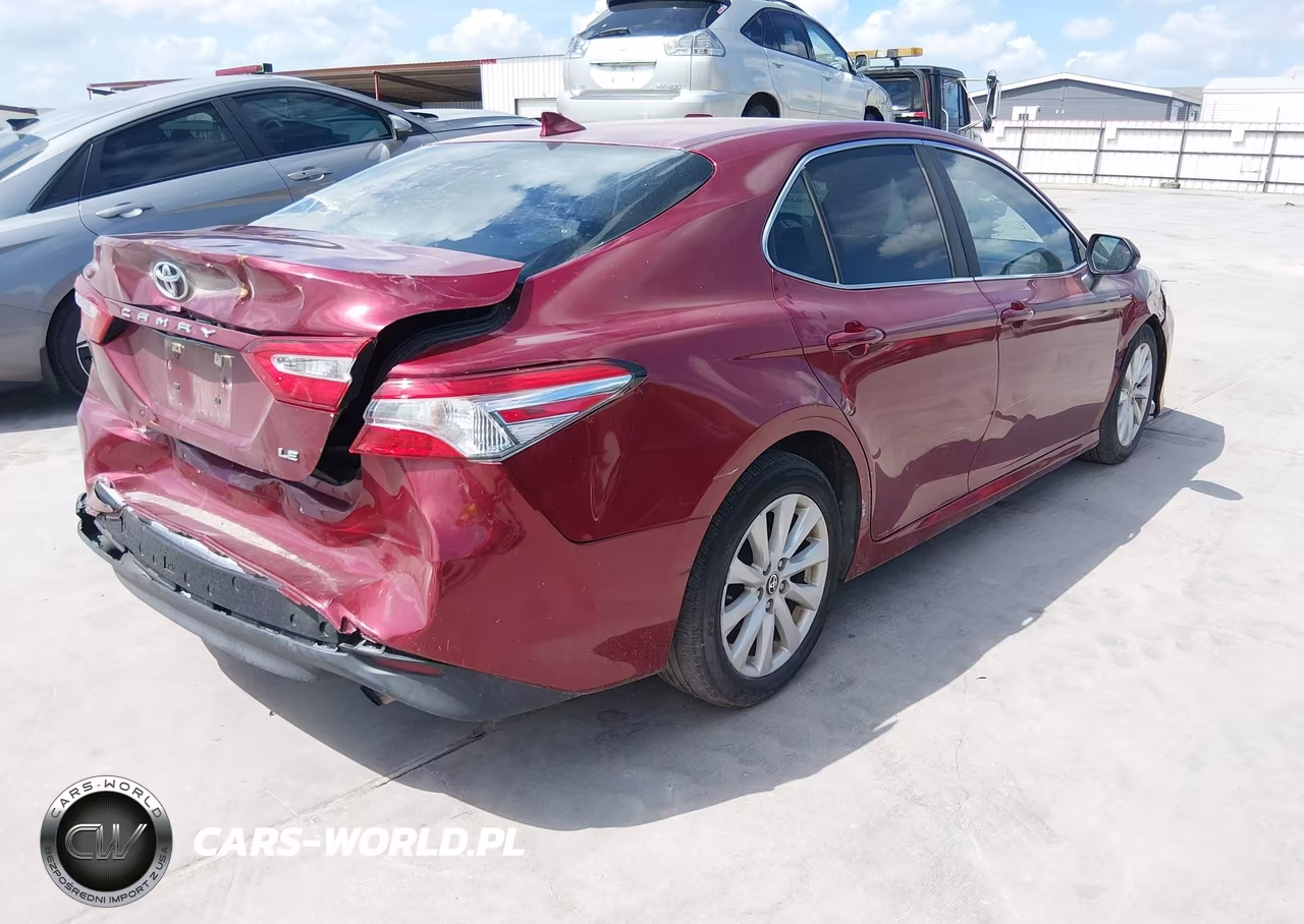 2020 Toyota Camry Le VIN:4T1C11AK9LU392663 - 4
