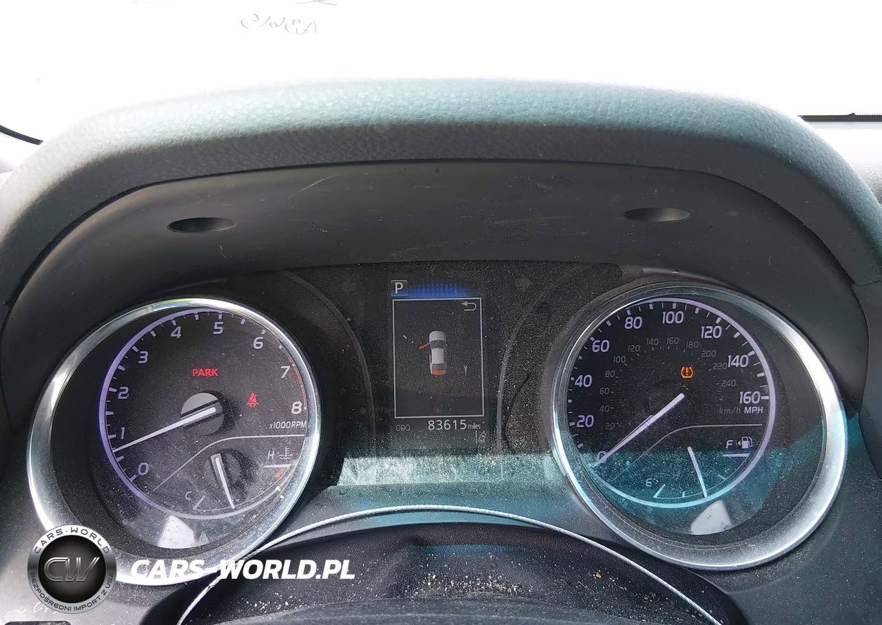 2020 Toyota Camry Le VIN:4T1C11AK9LU392663 - 7