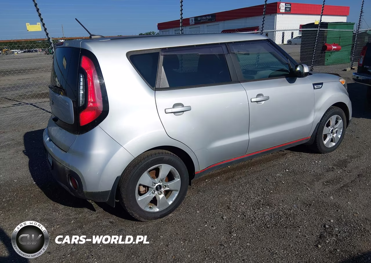 2017 Kia Soul VIN:KNDJN2A20H7458755 - 4