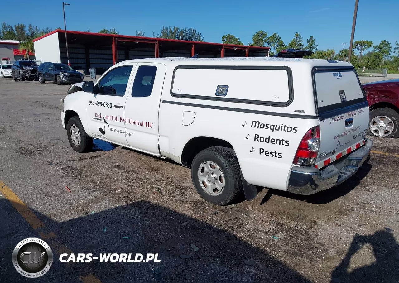 2014 Toyota Tacoma VIN:5TFTX4CNXEX043900 - 3