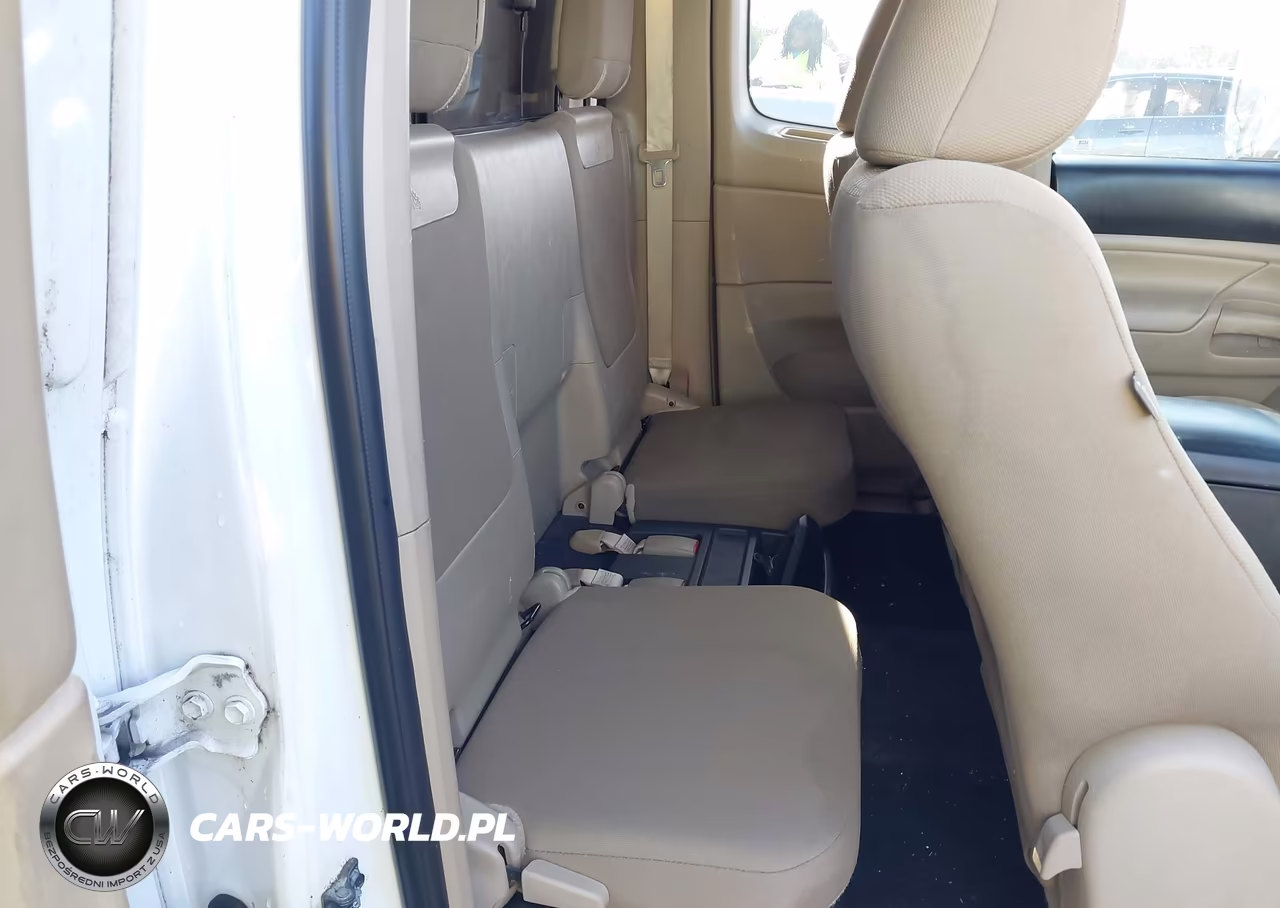 2014 Toyota Tacoma VIN:5TFTX4CNXEX043900 - 8