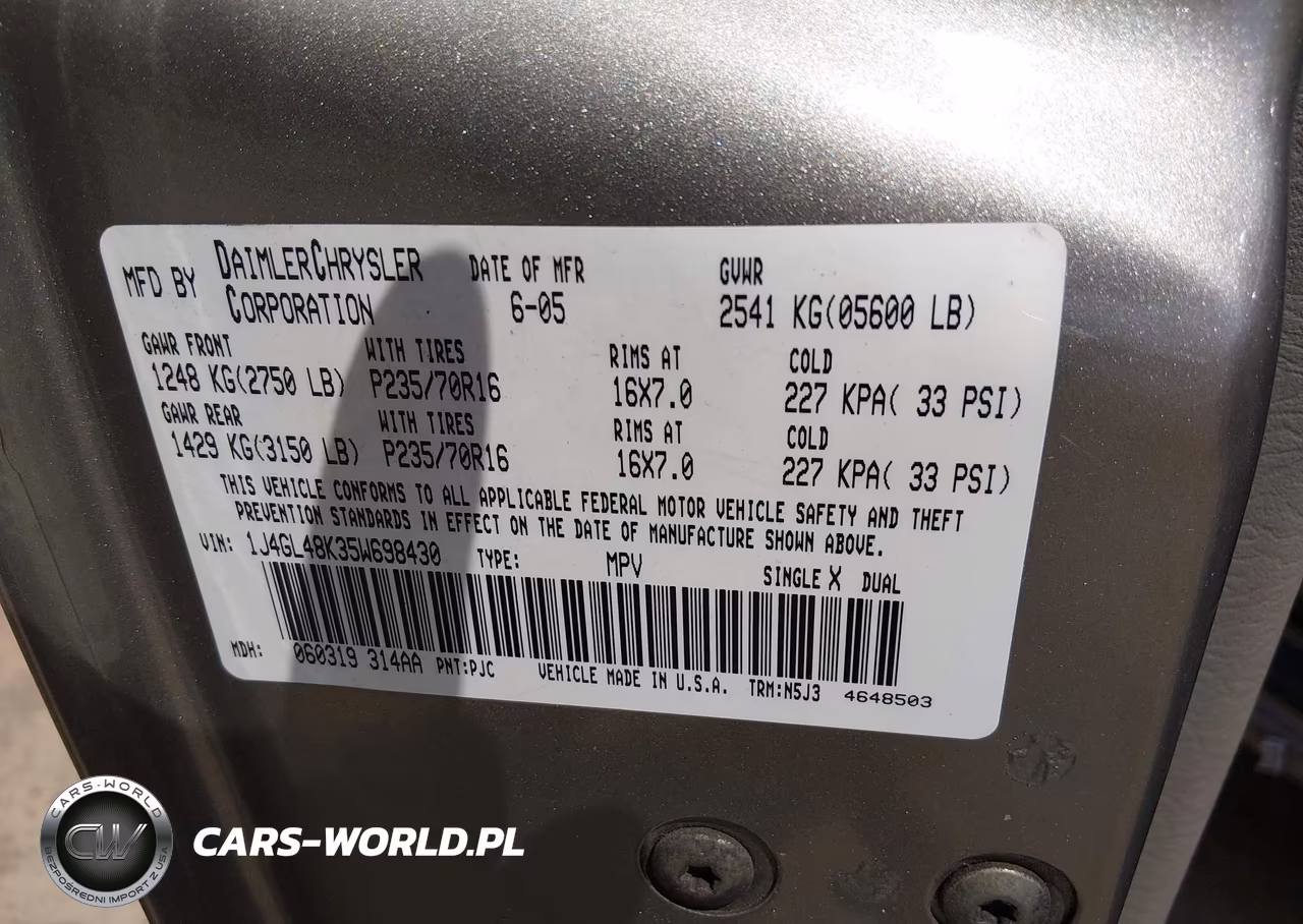 2005 Jeep Liberty Sport VIN:1J4GL48K35W698430 - 9