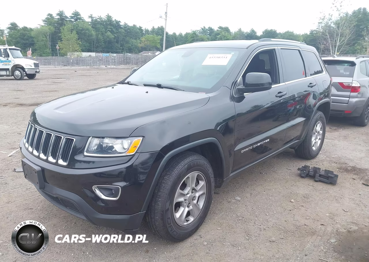 2015 Jeep Grand Cherokee Laredo VIN:1C4RJFAG2FC838623 - 2