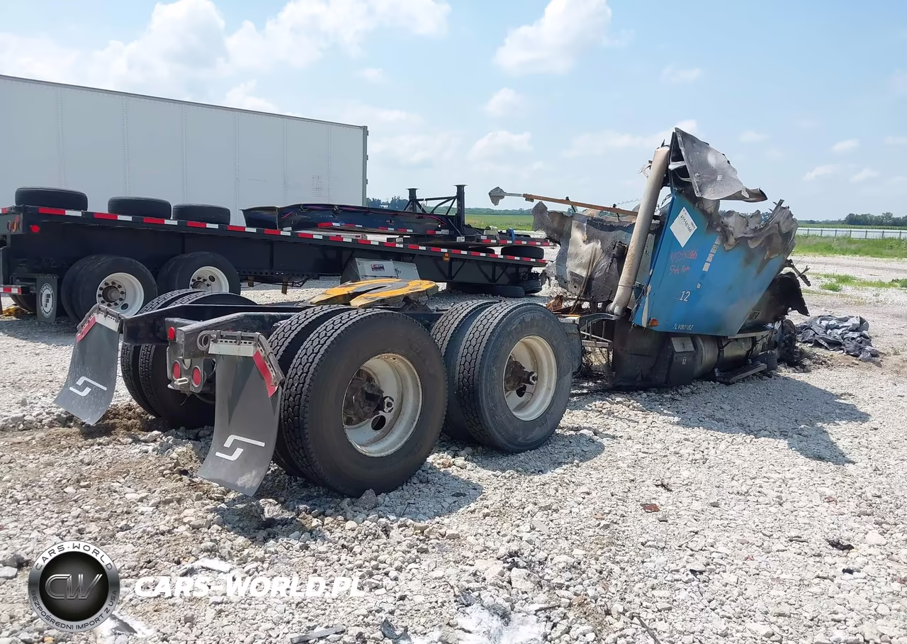 2007 Freightliner Conventional St120 VIN:1FUJBBCK27LV80182 - 4