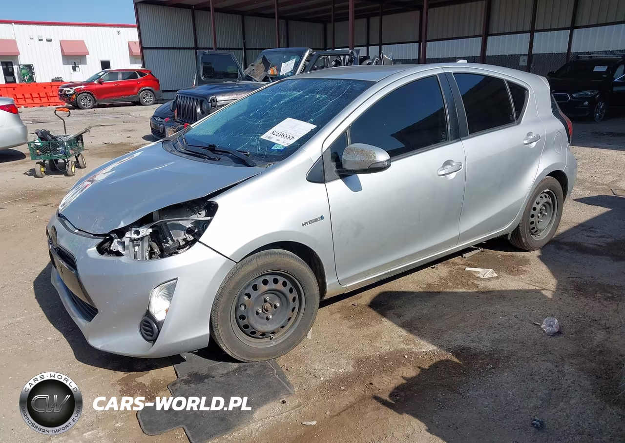 2015 Toyota Prius C Two VIN:JTDKDTB3XF1102754 - 2