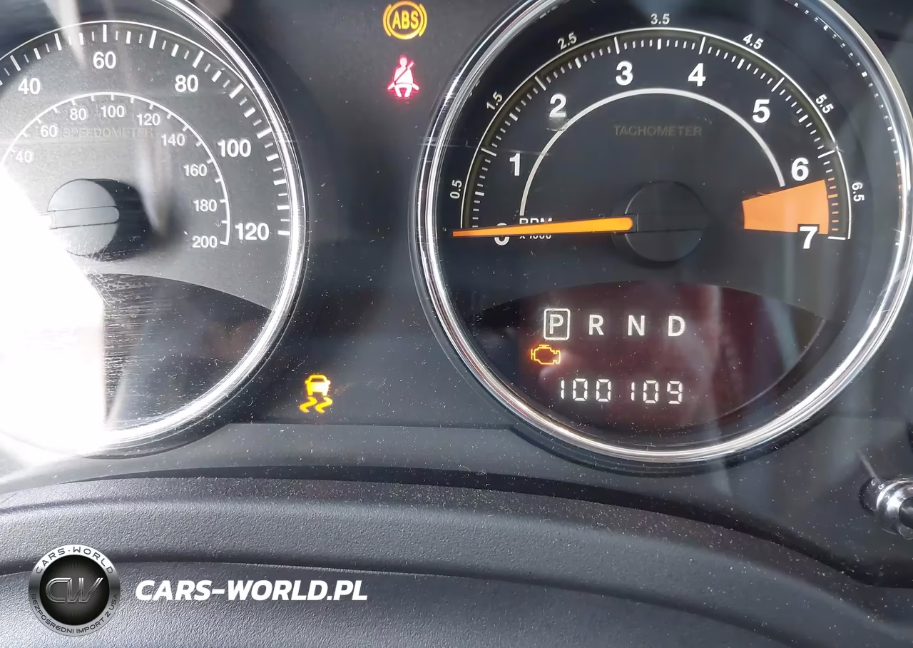 2014 Jeep Compass Latitude VIN:1C4NJDEB4ED623805 - 7
