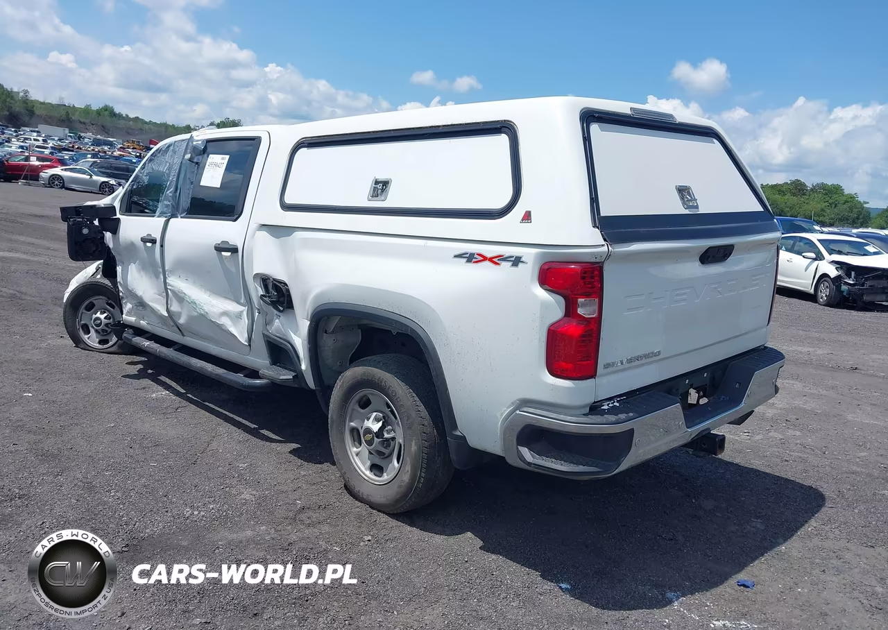 2024 Chevrolet Silverado 2500Hd 4Wd Standard Bed Work Truck VIN:1GC4YLE72RF137193 - 3