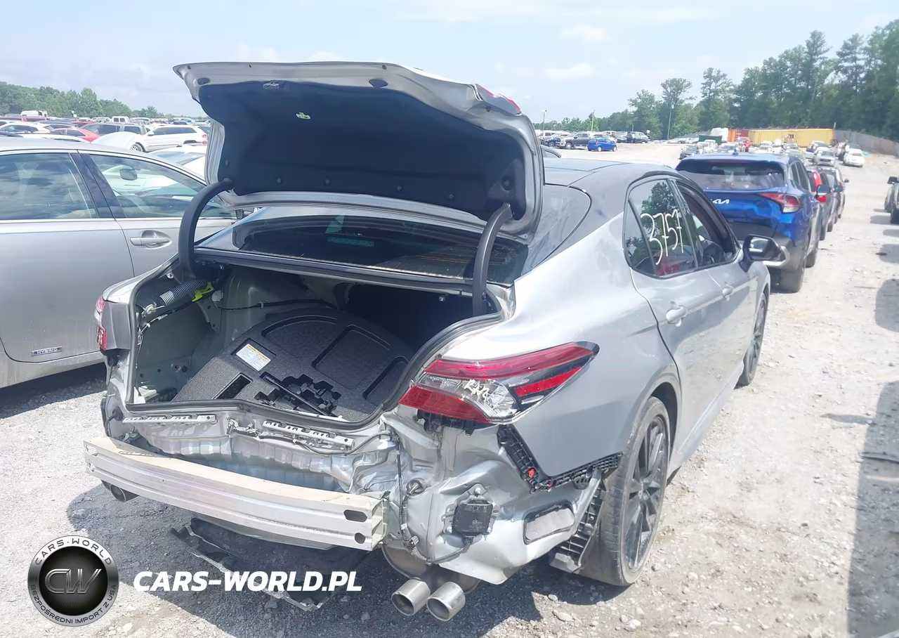 2022 Toyota Camry Xse VIN:4T1K61AK7NU065615 - 4