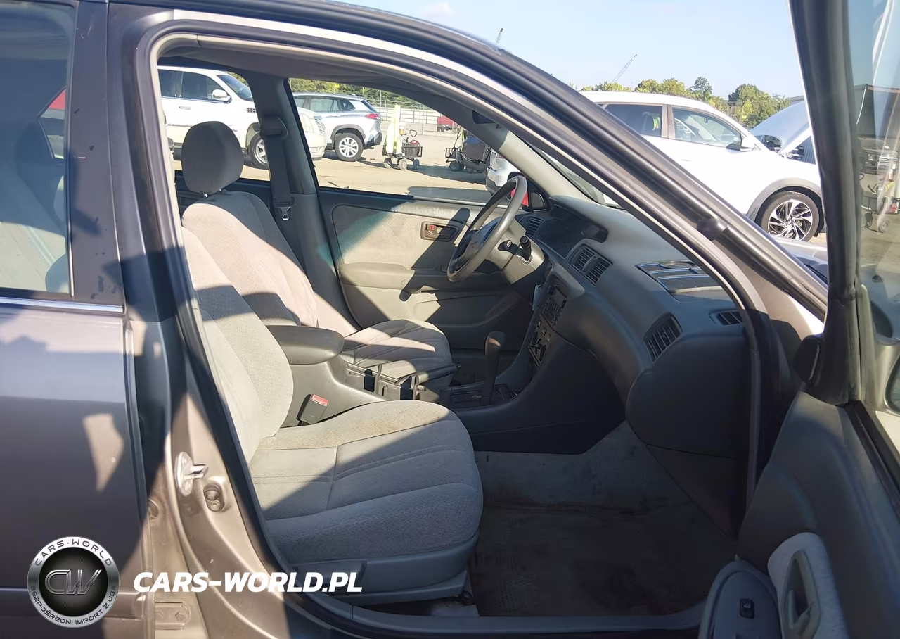 2001 Toyota Camry Le VIN:4T1BG22K61U061910 - 5