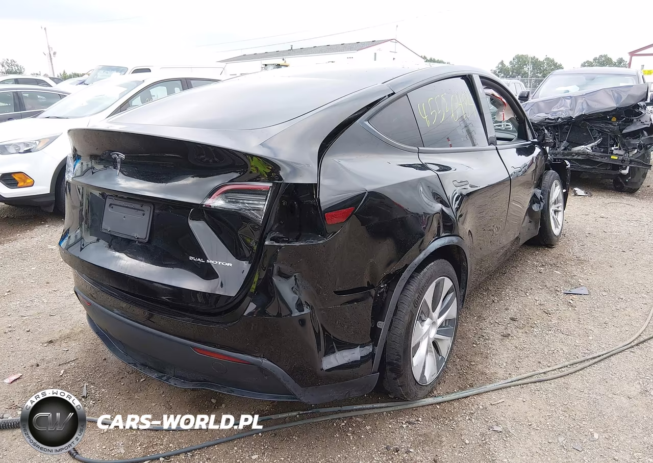 2020 Tesla Model Y Long Range Dual Motor All-Wheel Drive VIN:5YJYGDEE6LF012461 - 4