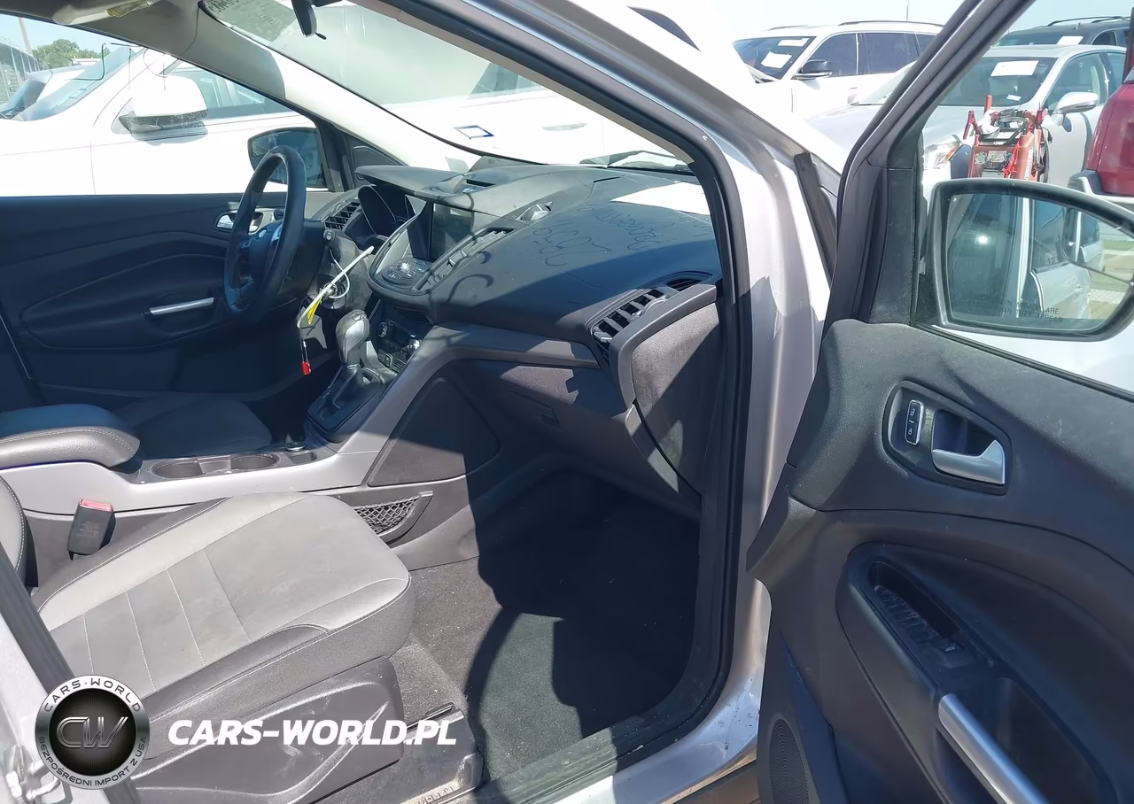 2016 Ford Escape Se VIN:1FMCU0GX4GUB58022 - 5
