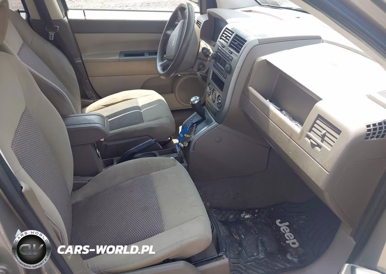 2007 Jeep Compass Sport VIN:1J8FF47W47D123063 - 5