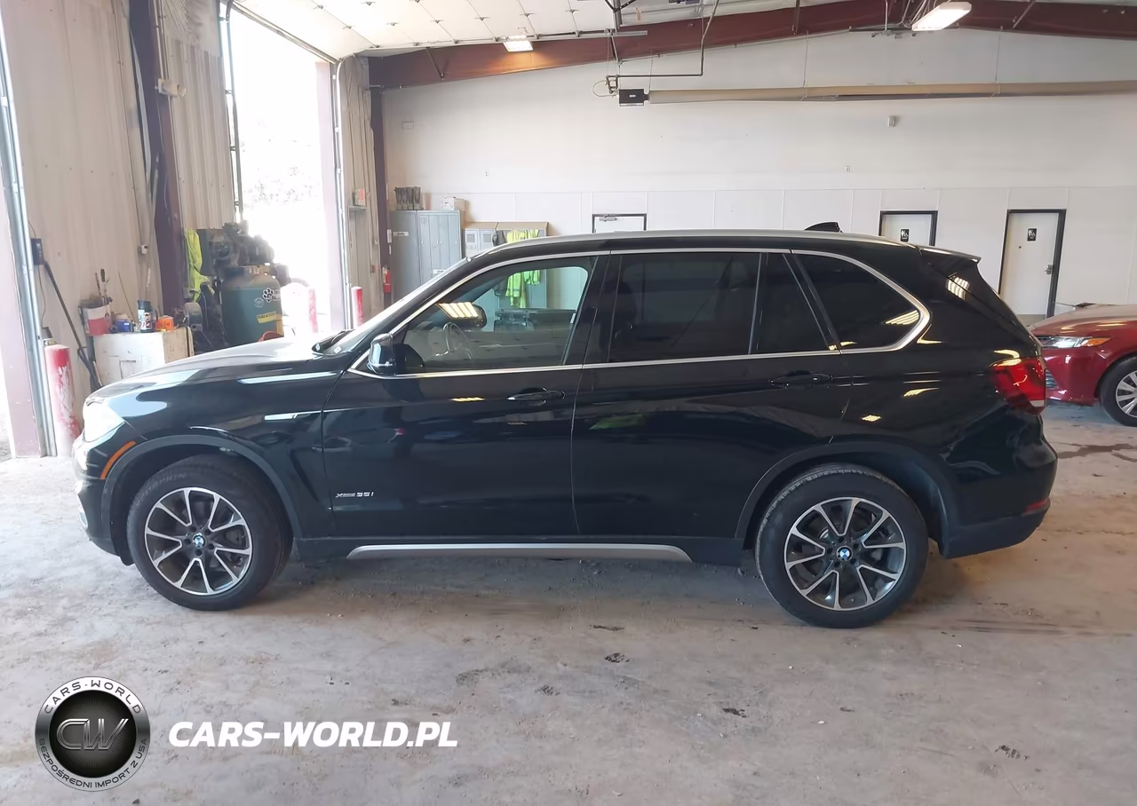 2017 BMW X5 xDrive35I VIN:5UXKR0C37H0X83218 - 14