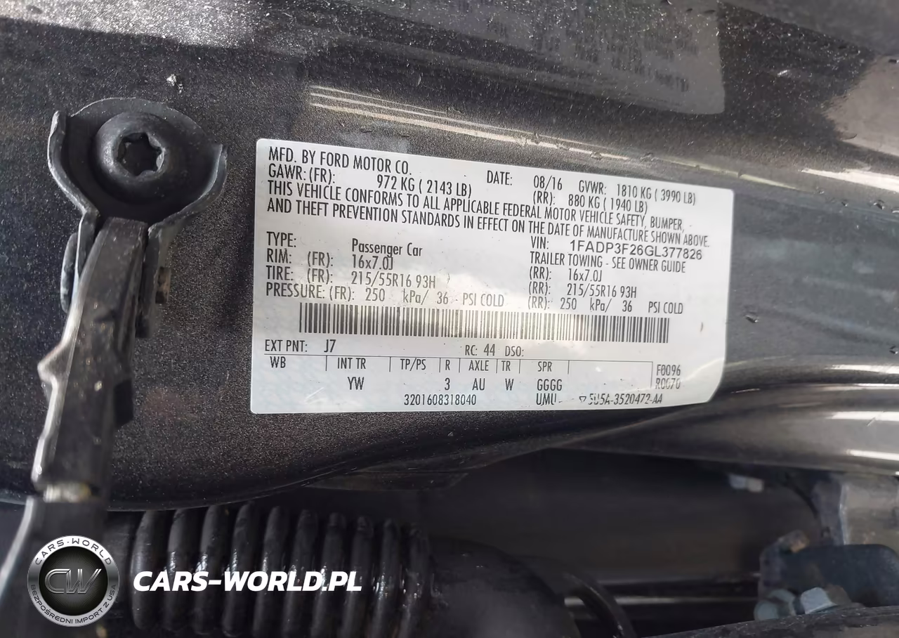 2016 Ford Focus Se VIN:1FADP3F26GL377826 - 9