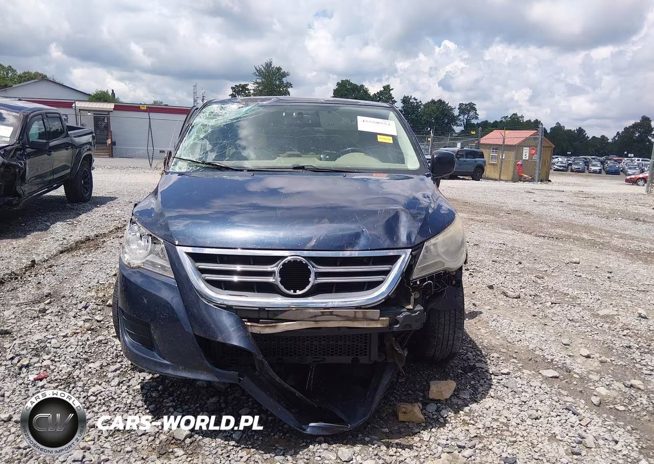 2010 Volkswagen Routan Se VIN:2V4RW3D14AR190456 - 13